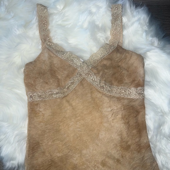 Beautiful Romantic Y2K Lace Cami Vest Top - Picture 4 of 12